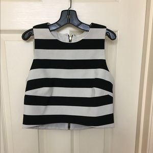 EUC Nicole Miller Top Size Small